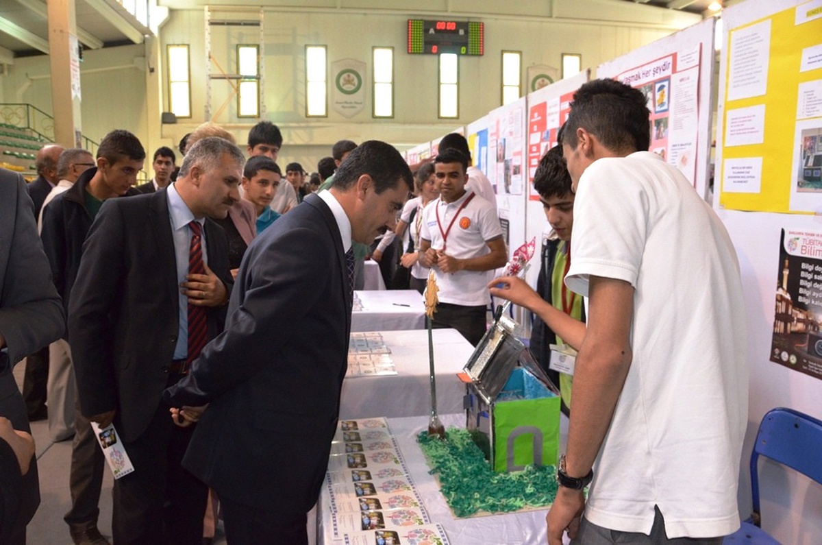 Meslek Lisesi Tübitak Bilim Fuarı Açıldı