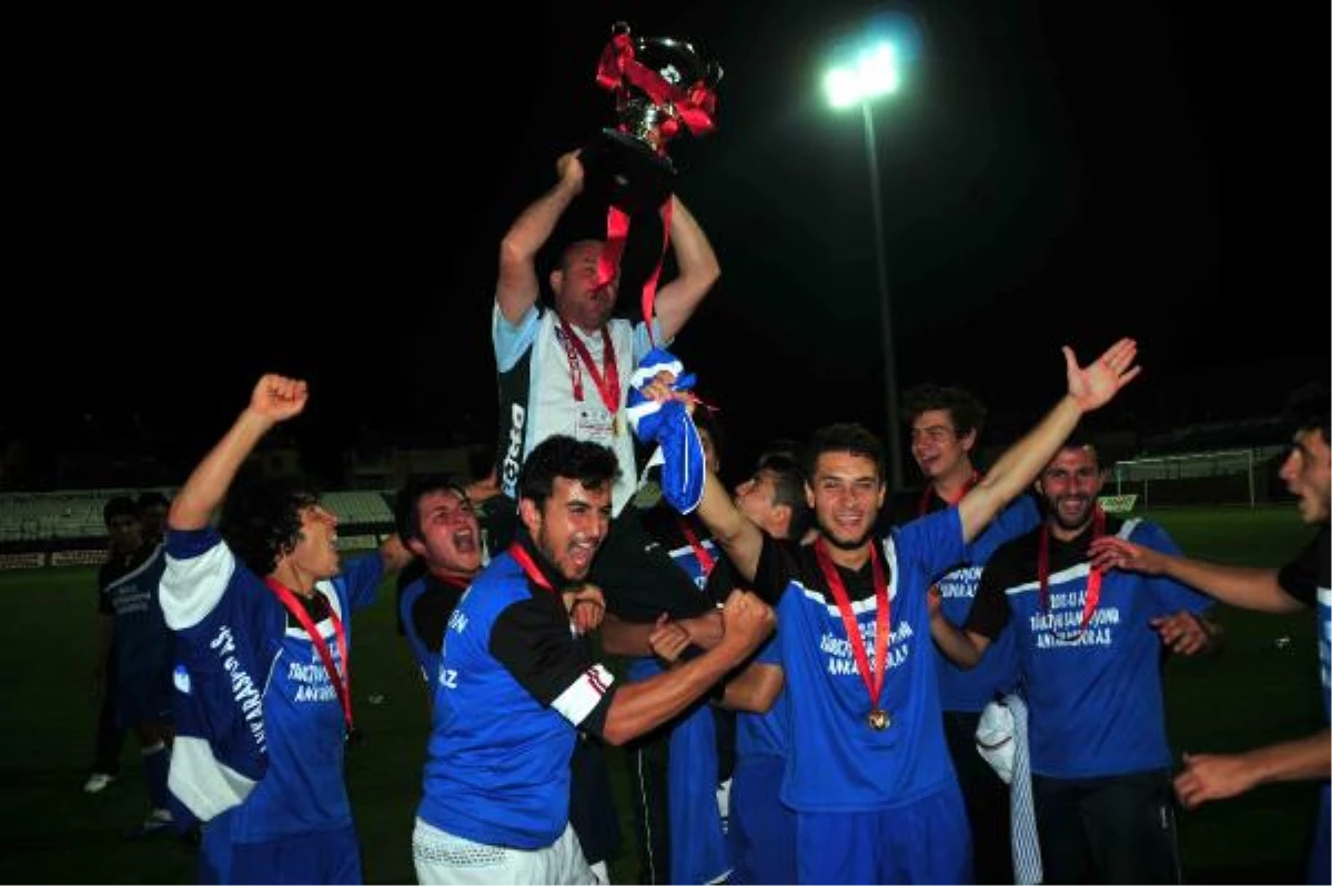 Türkiye A2 Ligi Şampiyonu Ankaraspor