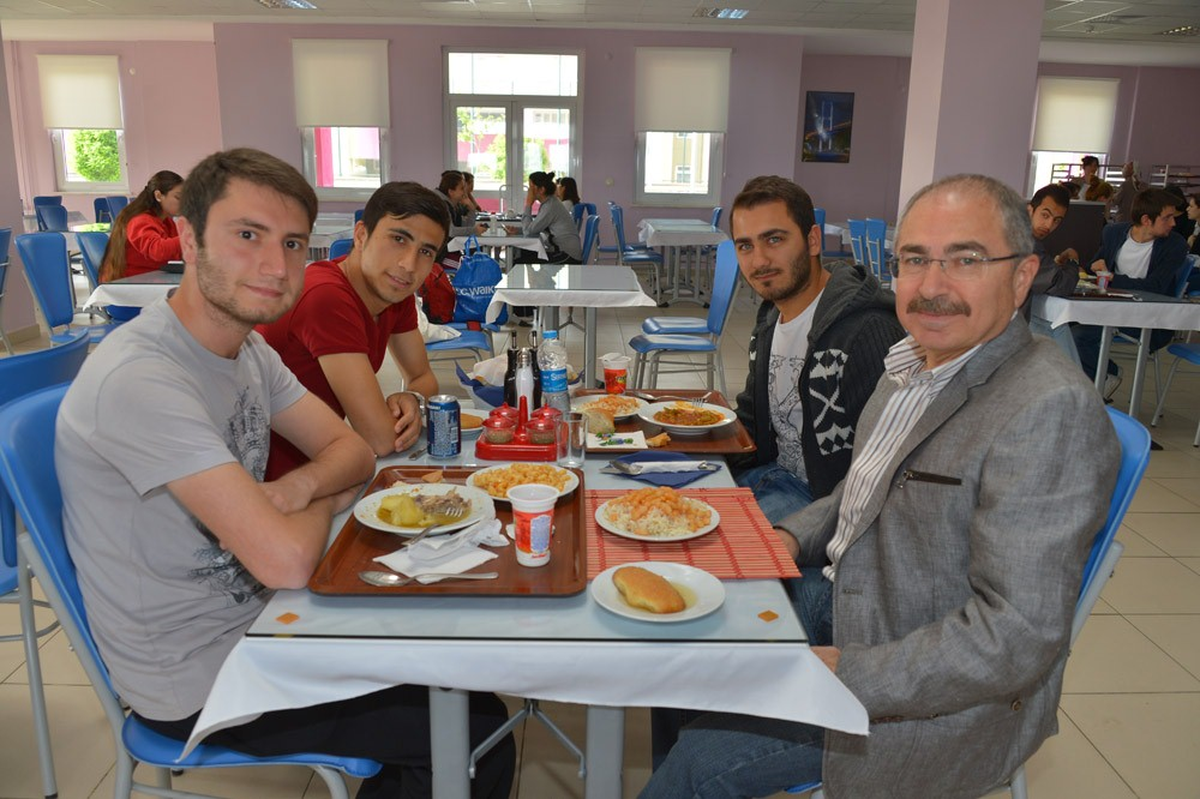 Vali Yama\'dan Kırklareli Kyk\'ya Ziyaret