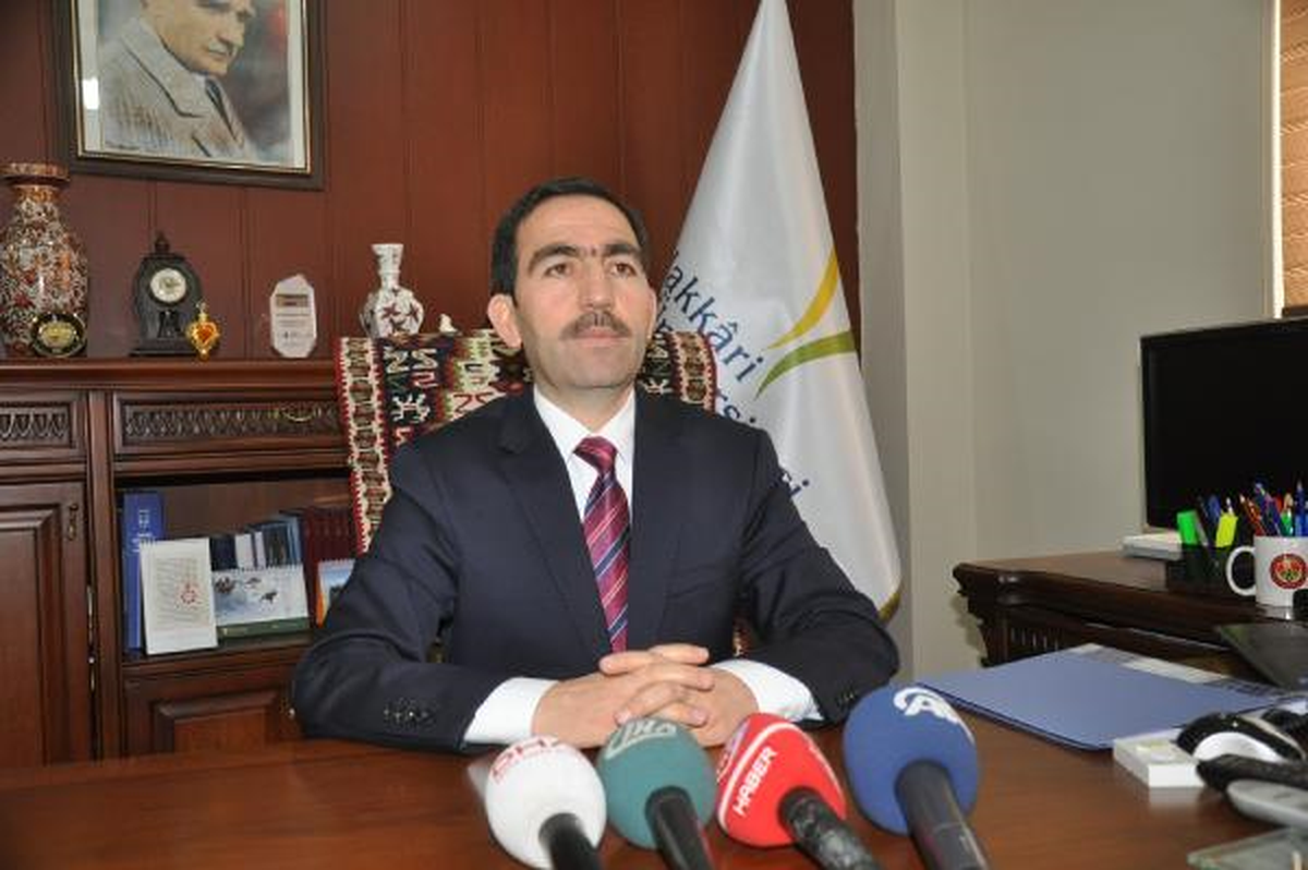 Çetinsaya,Hakkari Yolundan Döndü