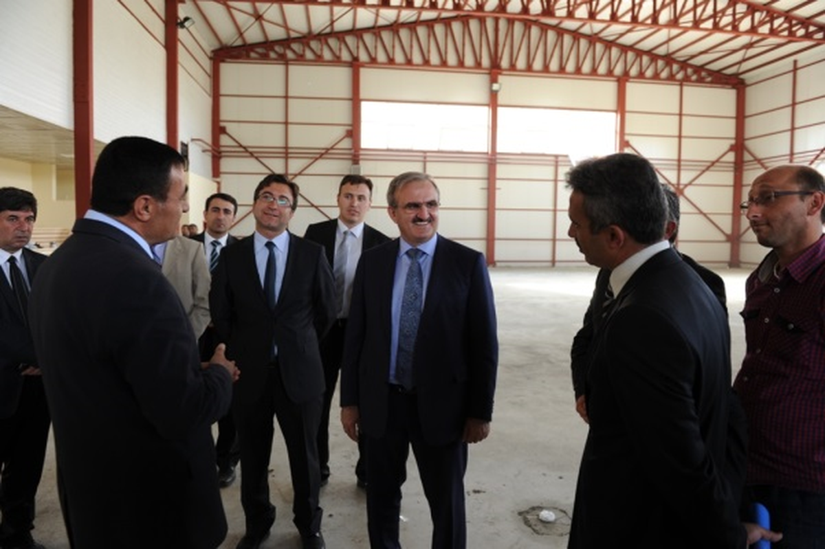 1 Milyon Liralık Modern Spor Salonu Yapıldı