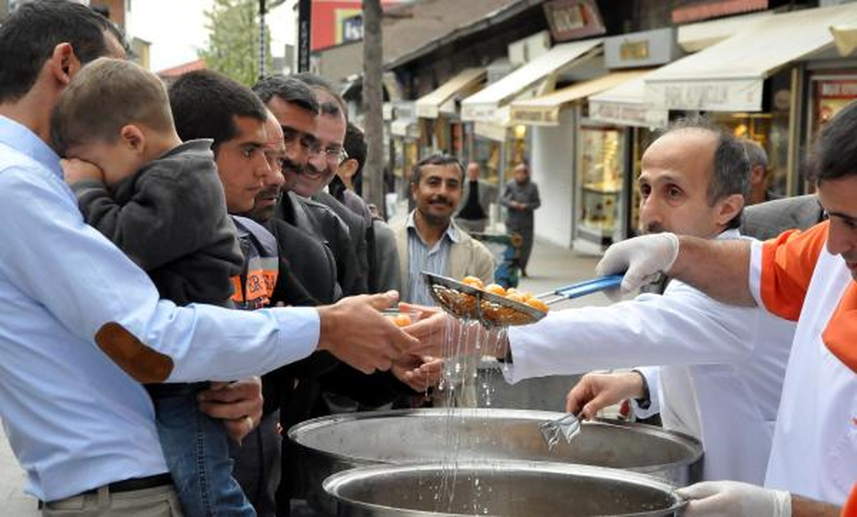 AVM\'lere Karşı \'Tatlı\' Direniş