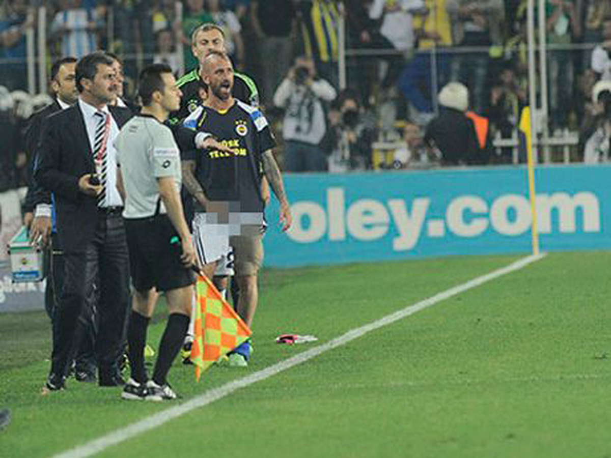 F.Bahçe Meireles'i Buz Torbasıyla Savunacak!