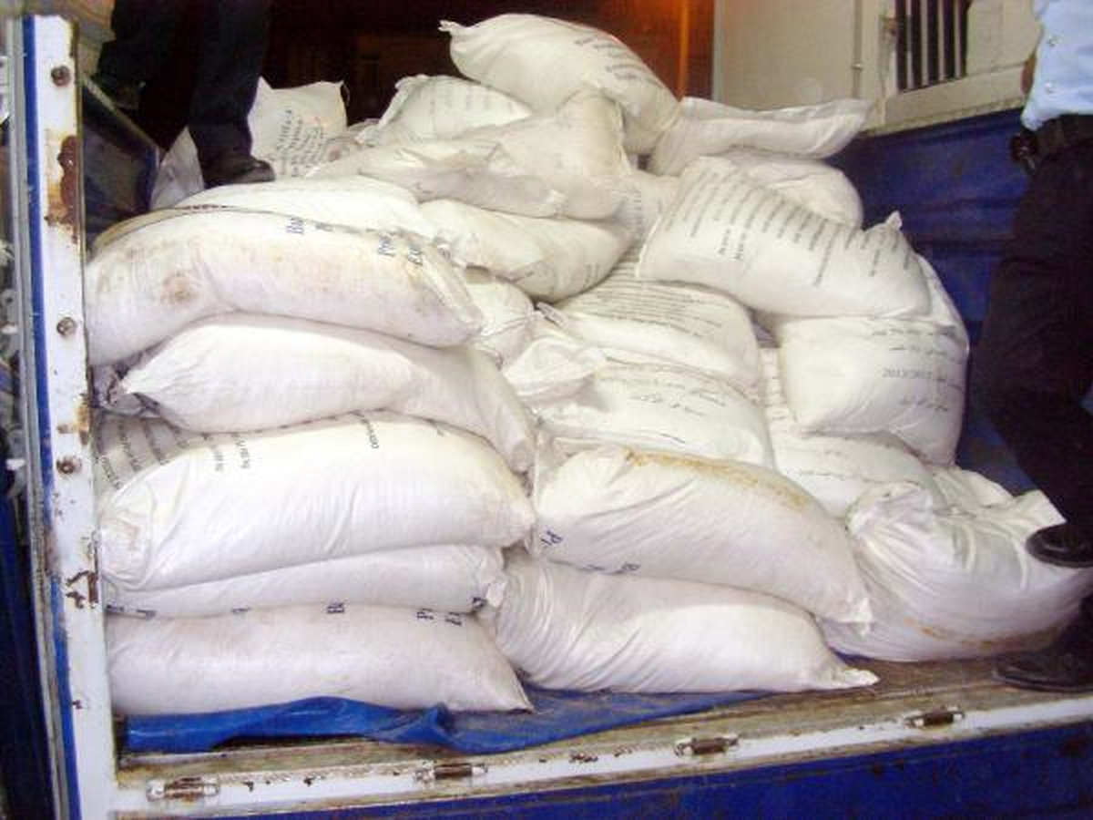 Kamyonette 6 Ton Kaçak Şeker Ele Geçirildi