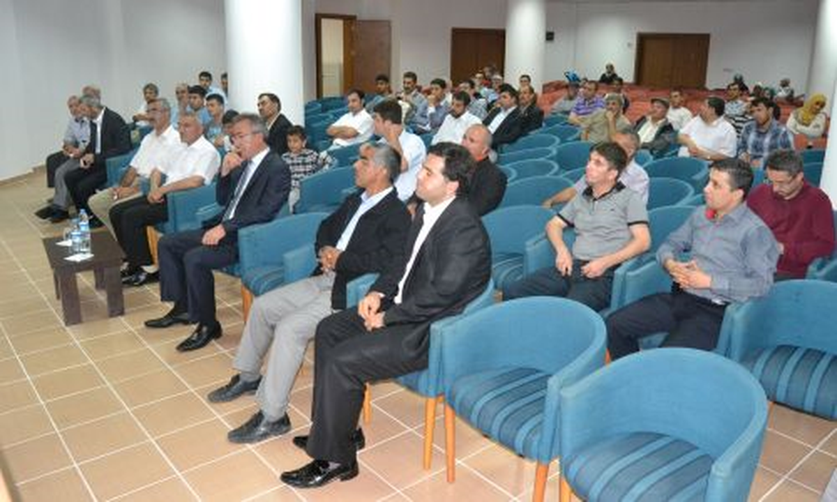 Kemer\'de "21. Yüzyılda Anne Baba Olmak" Semineri Düzenlendi