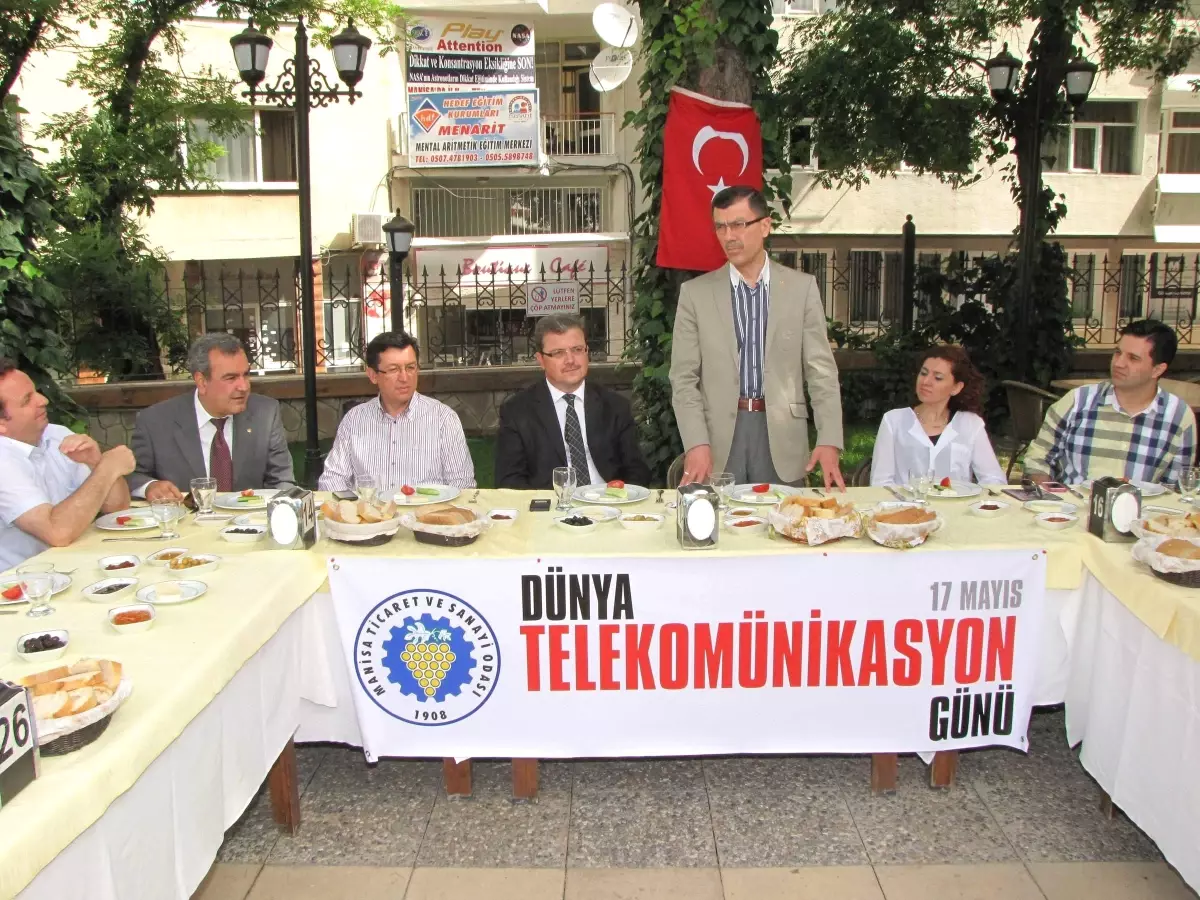 Manisa Tso\'dan Dünya Telekomünikasyon Günü Kutlaması