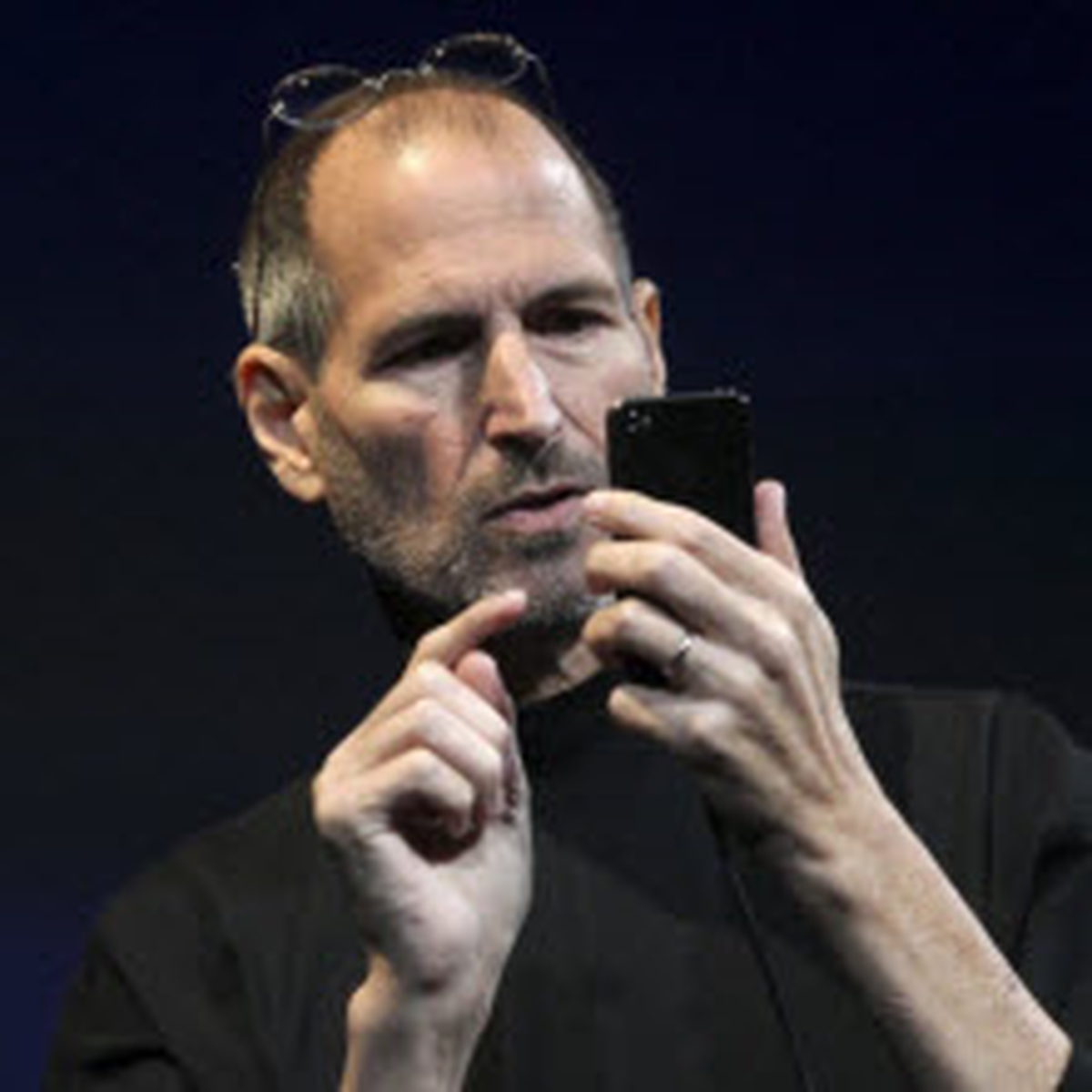 "Steve Jobs yalan söyledi!"