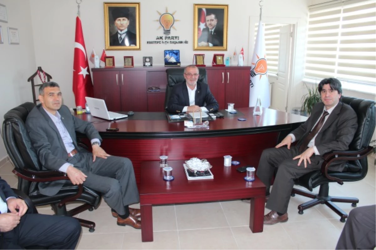 Adem Çakır\'dan AK Parti Kartepe İlçe Başkanlığına ziyaret