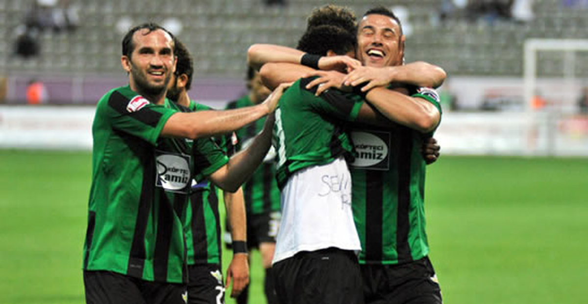 Akhisar Mucizeyi Gerçekleştirdi