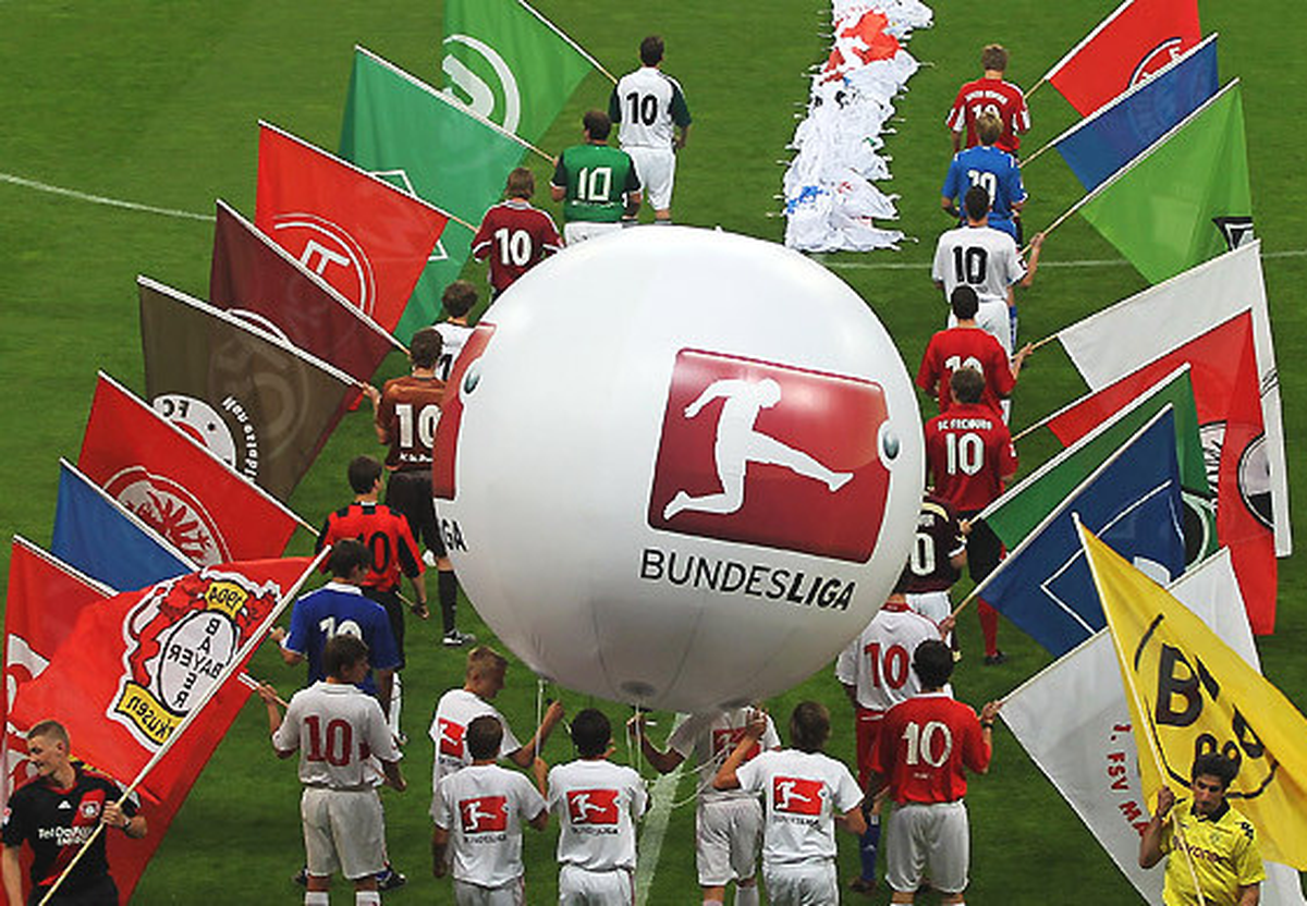 Almanya\'dan Futbol