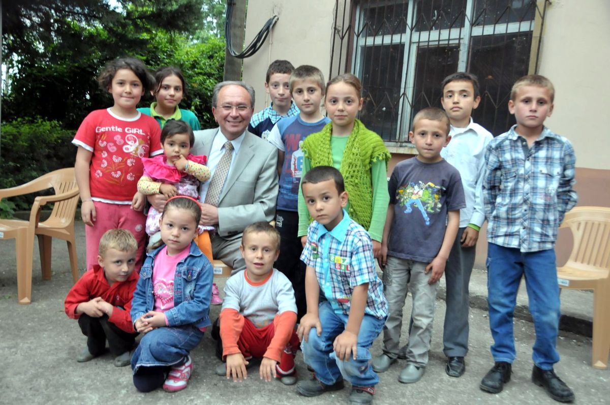 Başkan Burma, Meyvalı Köyünde
