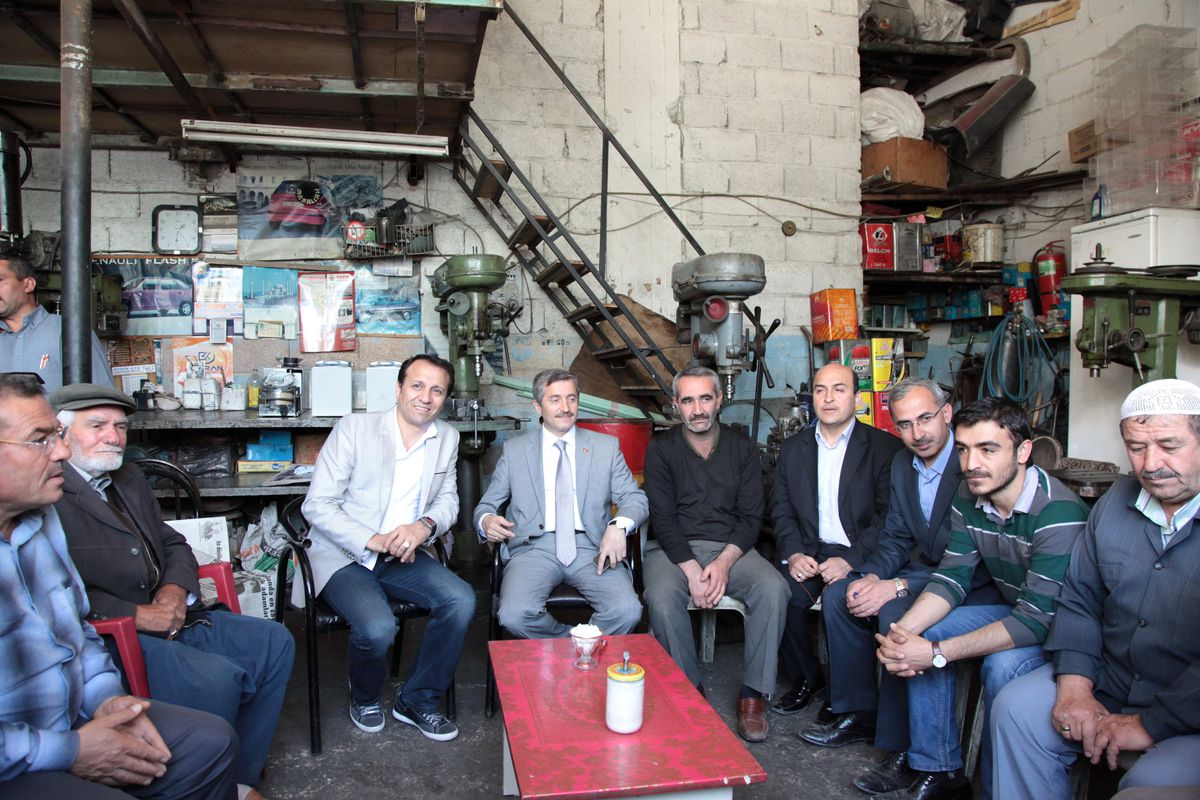 Başkan Tahmazoğlu Bozoklar Esnafını Ziyaret Etti