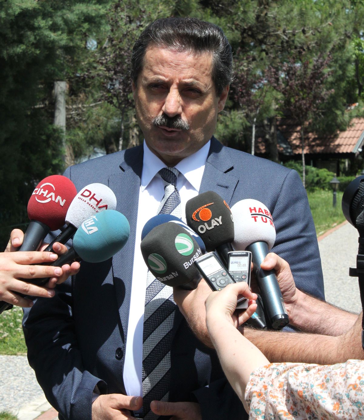 Çelik: 'Suriye'deki Katliamlar Temennilerle Geçiştiriliyor'