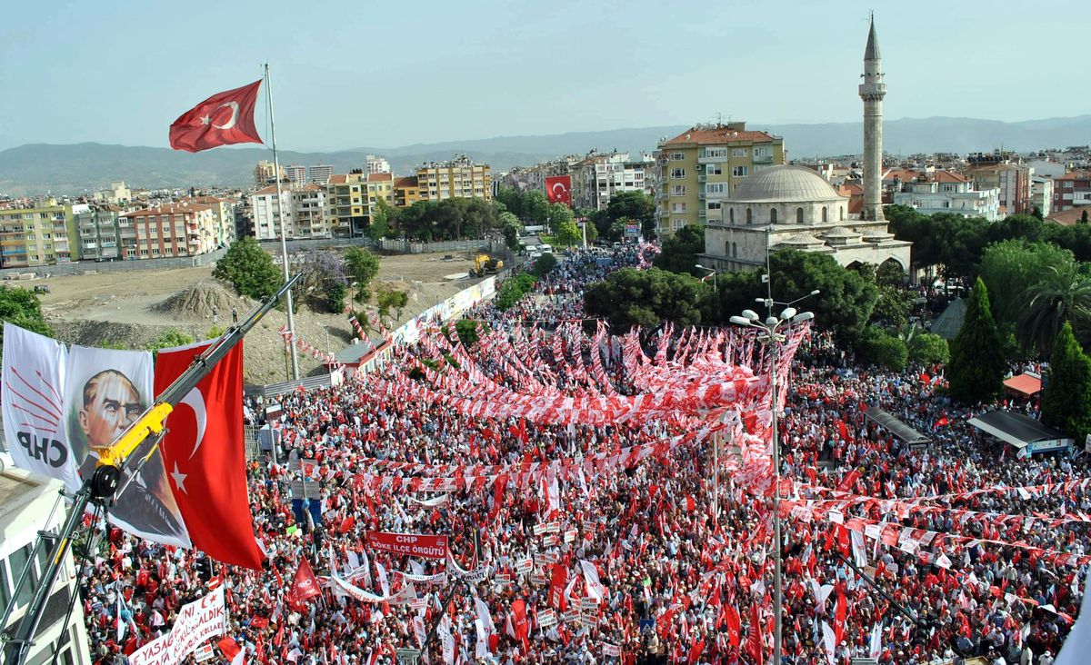 CHP'nin 'Özgürlük ve Demokrasi' Mitingleri Aydın'dan Başladı