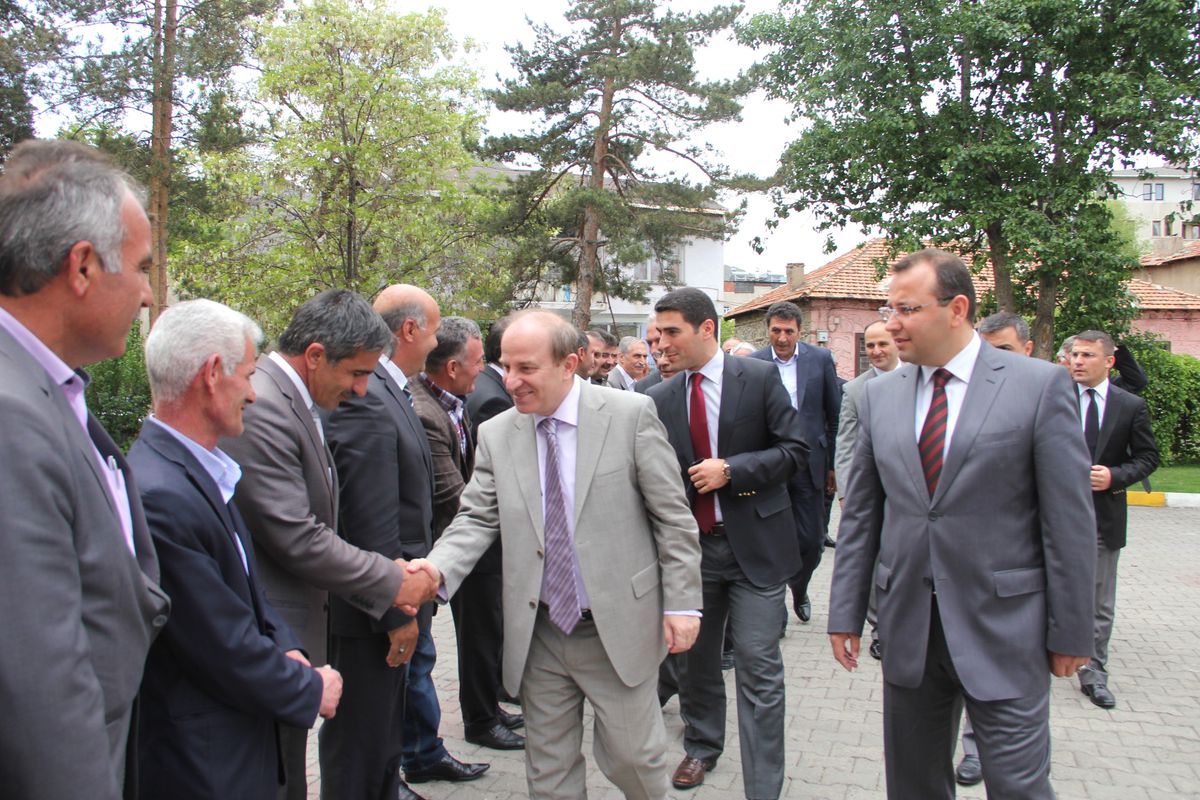 Erzurum Valisi Sebahattin Öztürk İlçelere Veda Ediyor