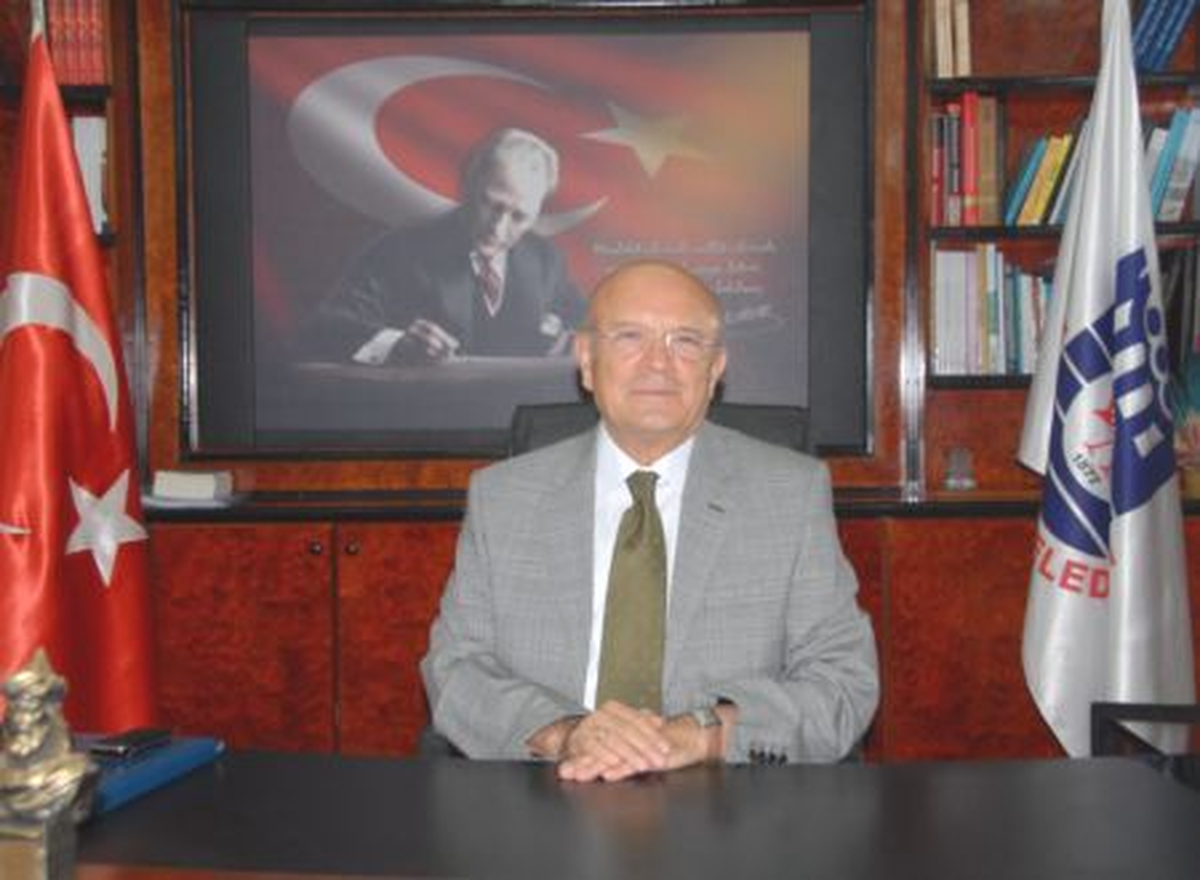 Karaman Belediye Başkanı Uğurlu'nun 19 Mayıs Atatürk'ü Anma, Gençlik ve Spor Bayramı Mesajı