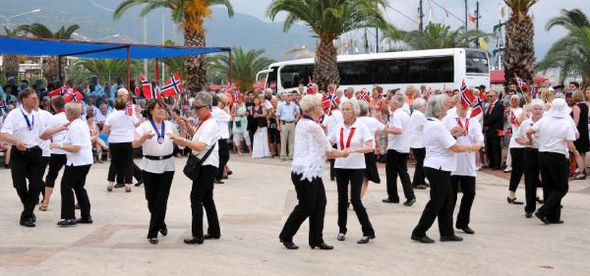Norveçliler Alanya\'da Milli Bayramını Kutladı