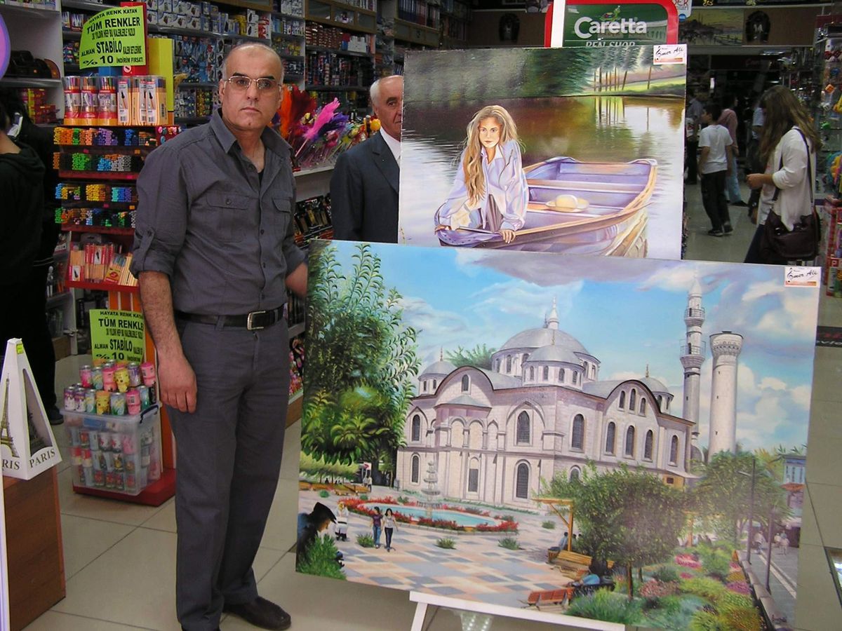 Ressam Ömer Ali Resim Sergisi Açtı