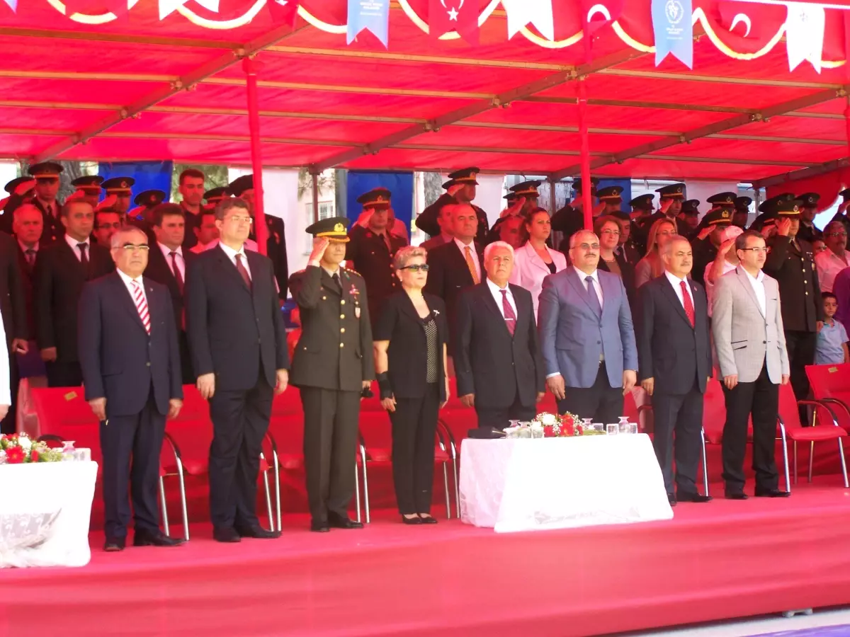 19 Mayıs Atatürk\'ü Anma Gençlik ve Spor Bayramı