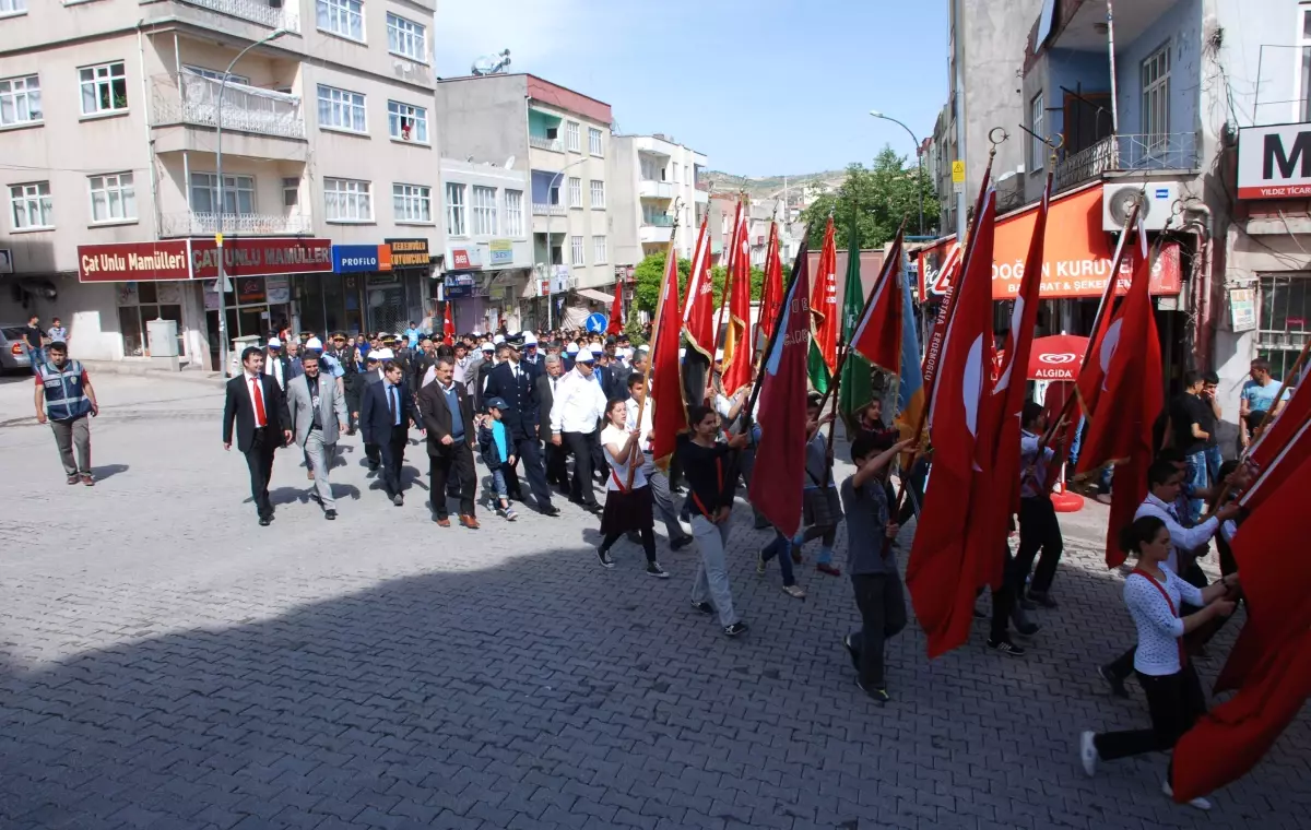 Besni\'de 19 Mayıs Etkinlikleri Sona Erdi