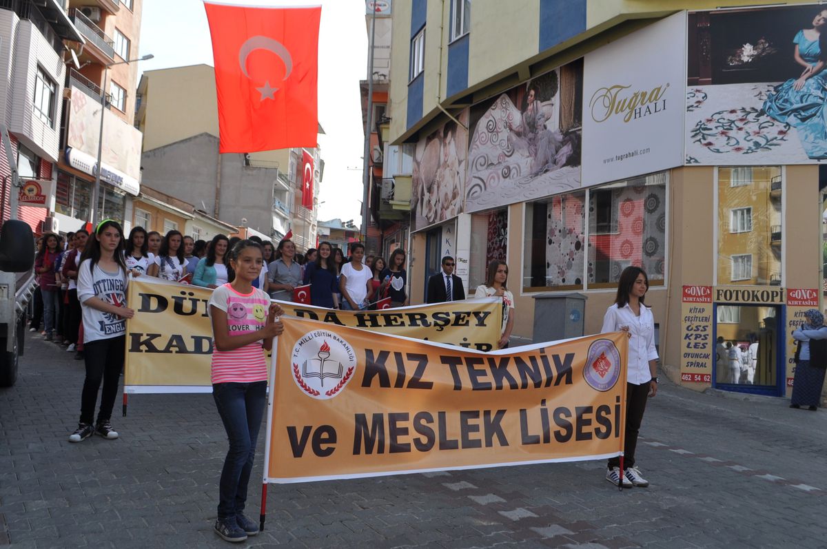 Demirci\'de 19 Mayıs Kutlamaları
