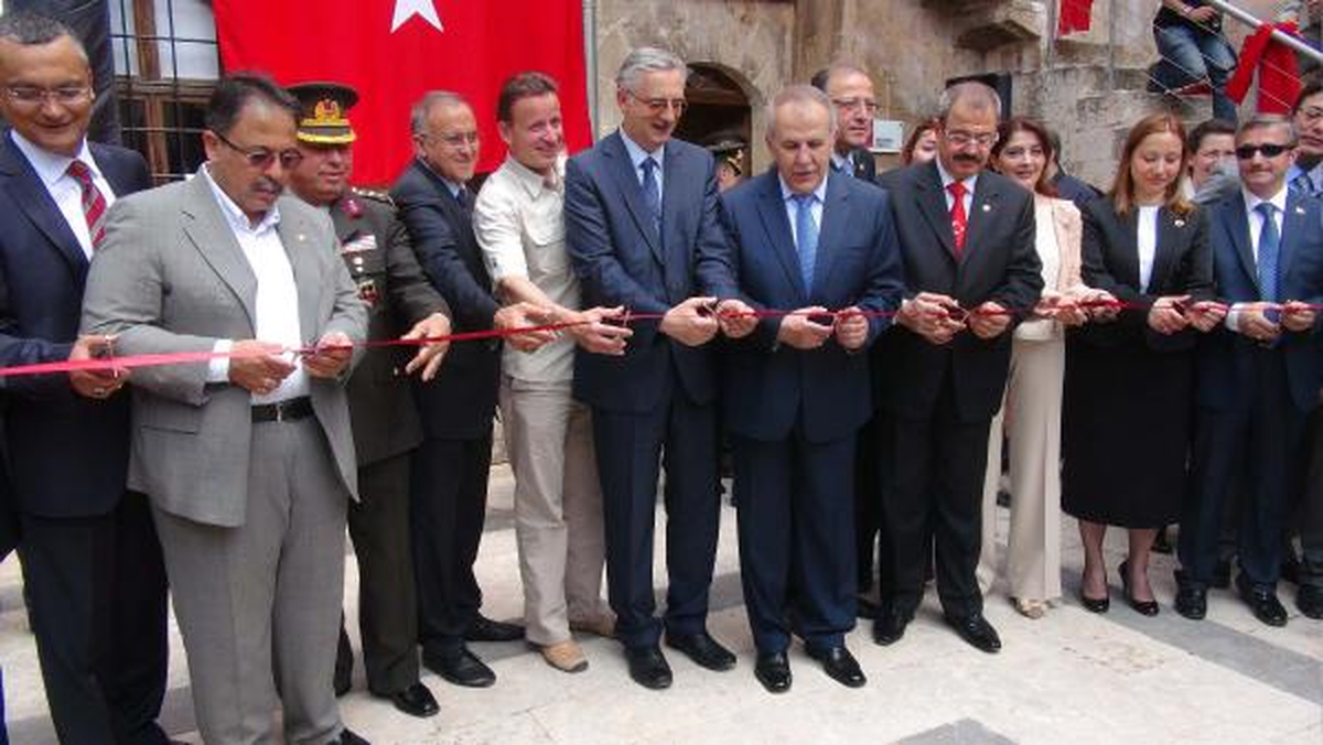 Gaziantep\'te Atatürk Anı Evi Açıldı