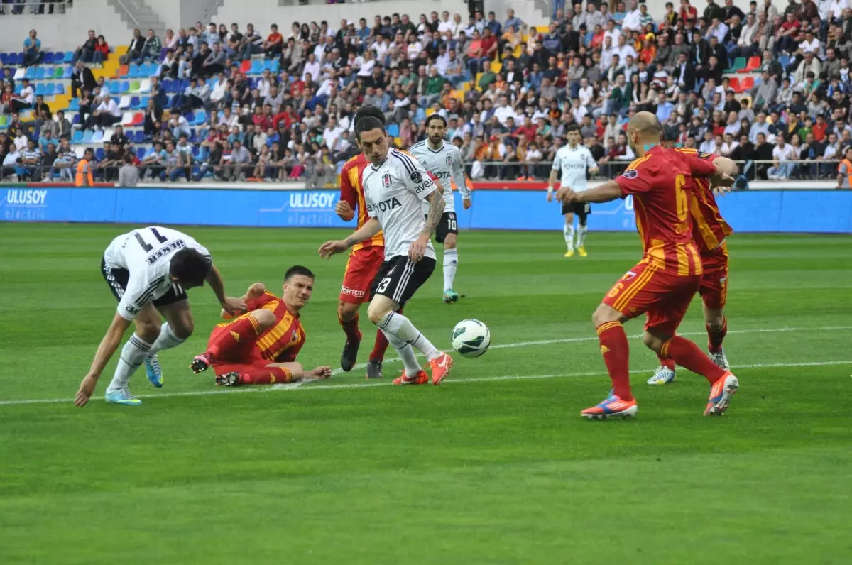 Beşiktaş Ligi Yenilgiyle Kapattı