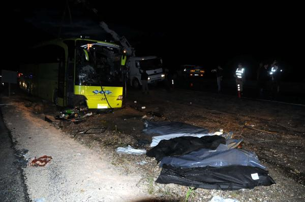 Tokat'ta Otobüs Devrildi: 6 Ölü, 14 Yaralı