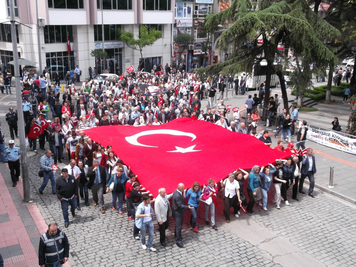 Trabzon\'da 19 Mayıs Atatürk\'ü Anma Gençlik ve Spor Bayramı Etkinlikleri