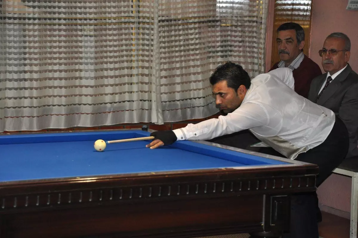 19 Mayıs Gençlik Haftası 3 Bant Bilardo Şampiyonası Sona Erdi