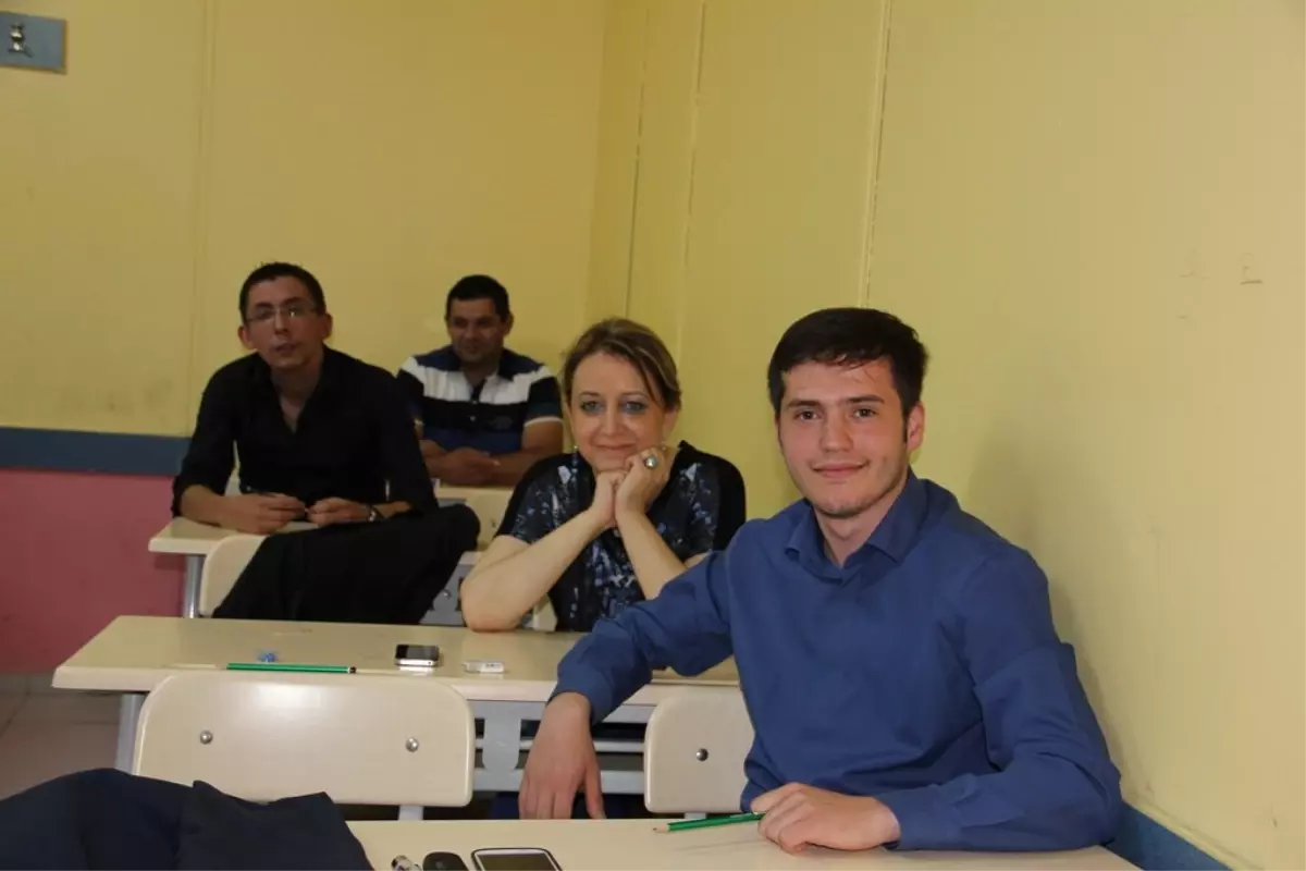 Bolu\'nun Ak Partili Siyasileri Sınavda Ter Dökdü