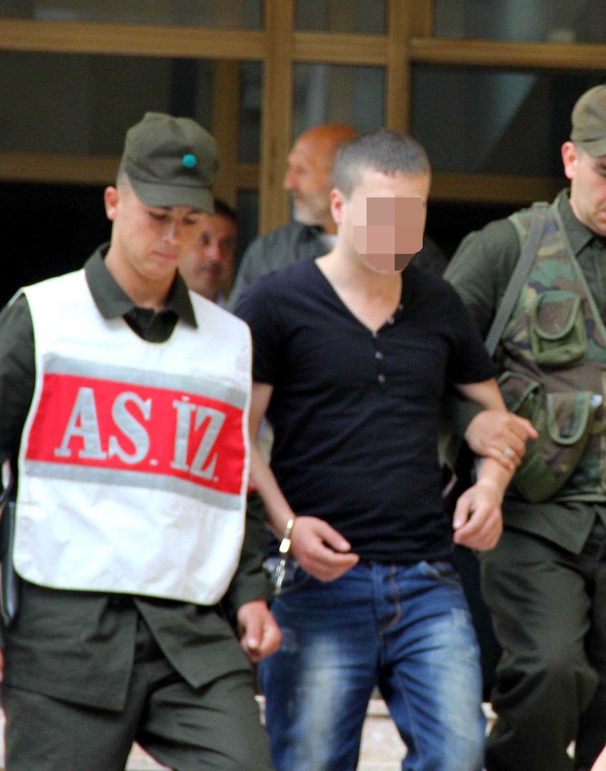 Ev Kurşunlayan Asker Tutuklandı