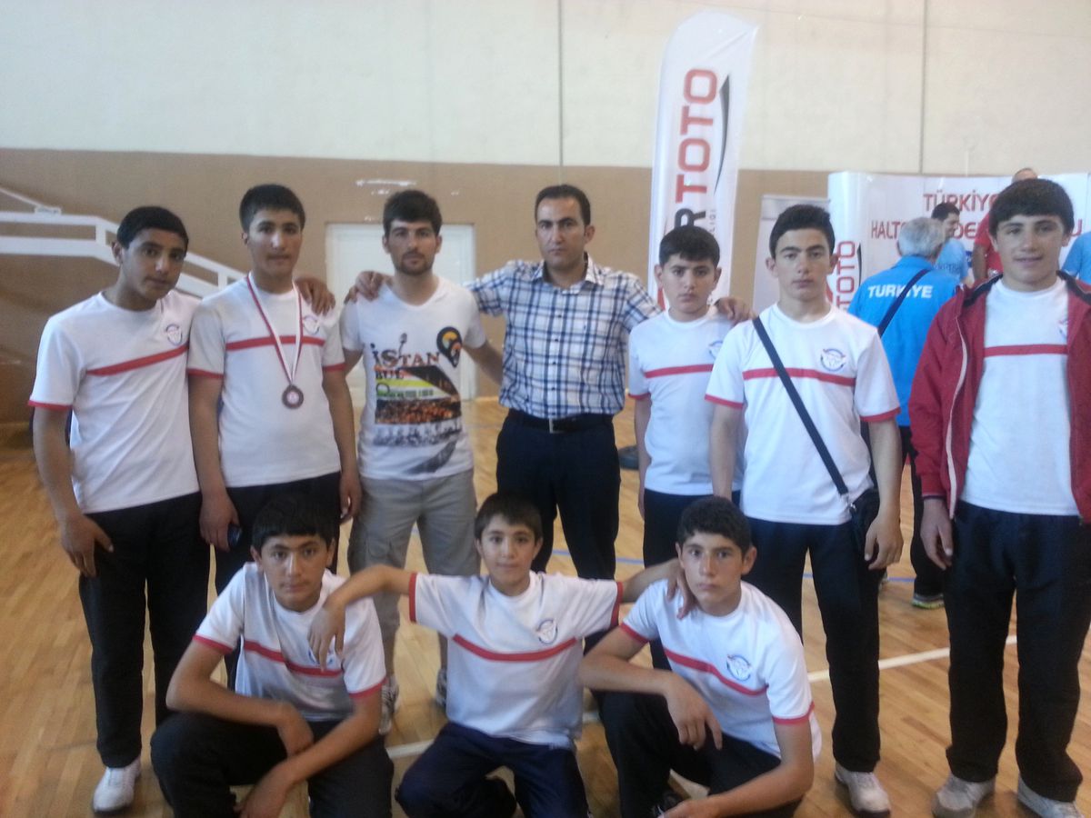Gürpınar YİBO Öğrencisinden Büyük Başarı