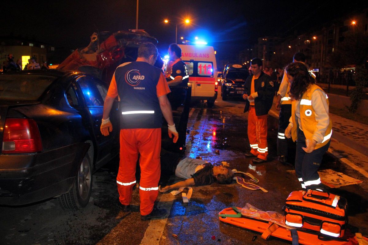 Samsun'da Trafik Kazası: 3 Ölü