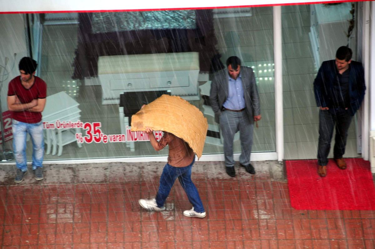 Vanlılar Doluya Yakalandı