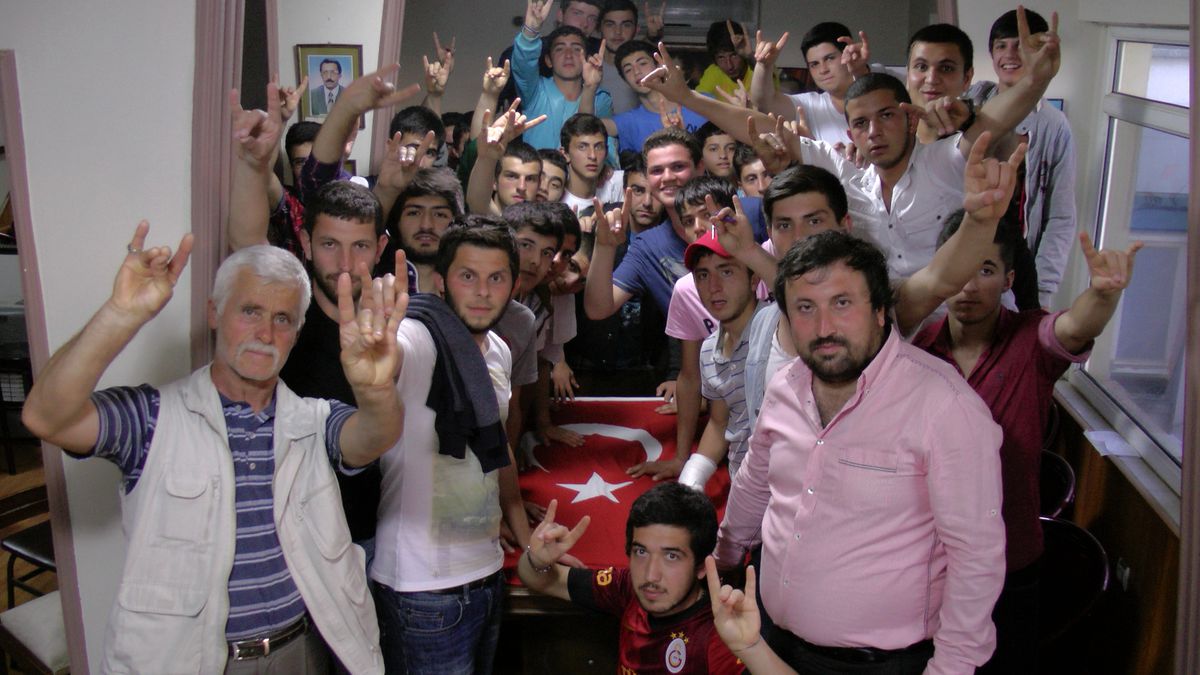 Akçakoca MHP\'li Gençler Bir Arada