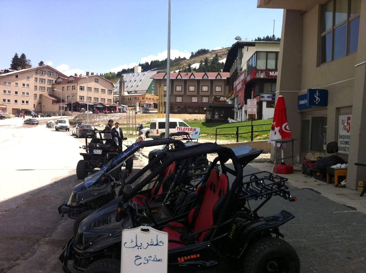 Arap Turistler Uludağ\'da Yaz Sezonunu Açtı