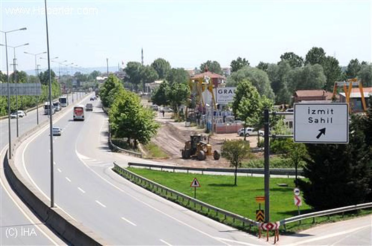Bursa Caddesi\'nde Hazırlıklar Başladı