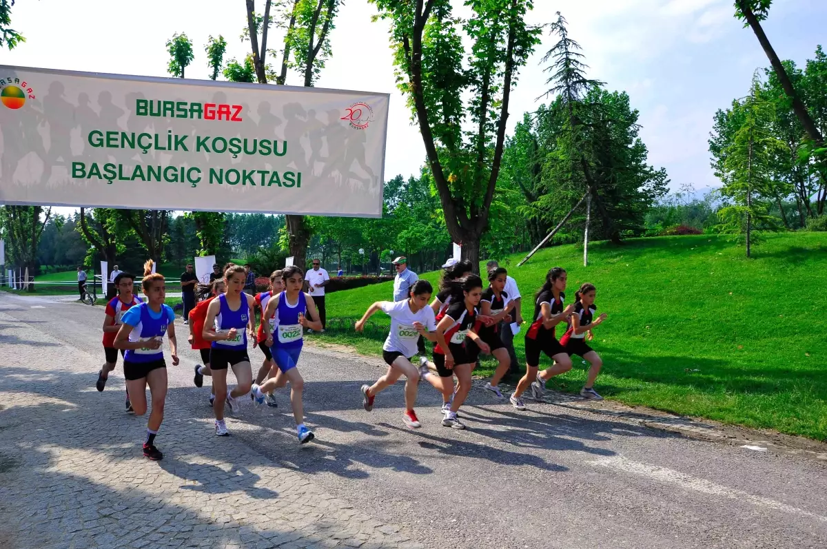 Bursagaz\'dan Gençlik Koşusu