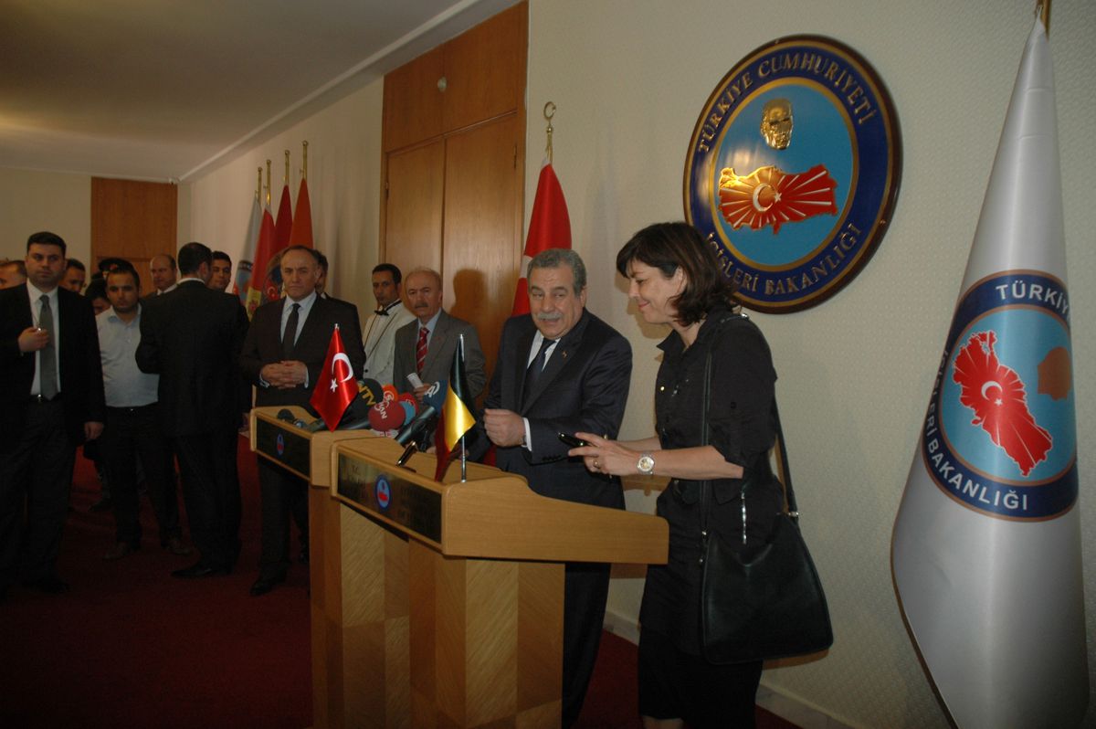 İçişleri Bakanı Güler, Belçikalı Mevkidaşı ile Görüştü