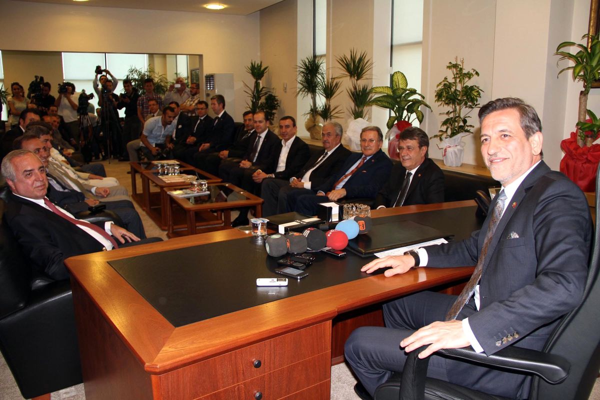 Sönmez\'e Pastalı Veda