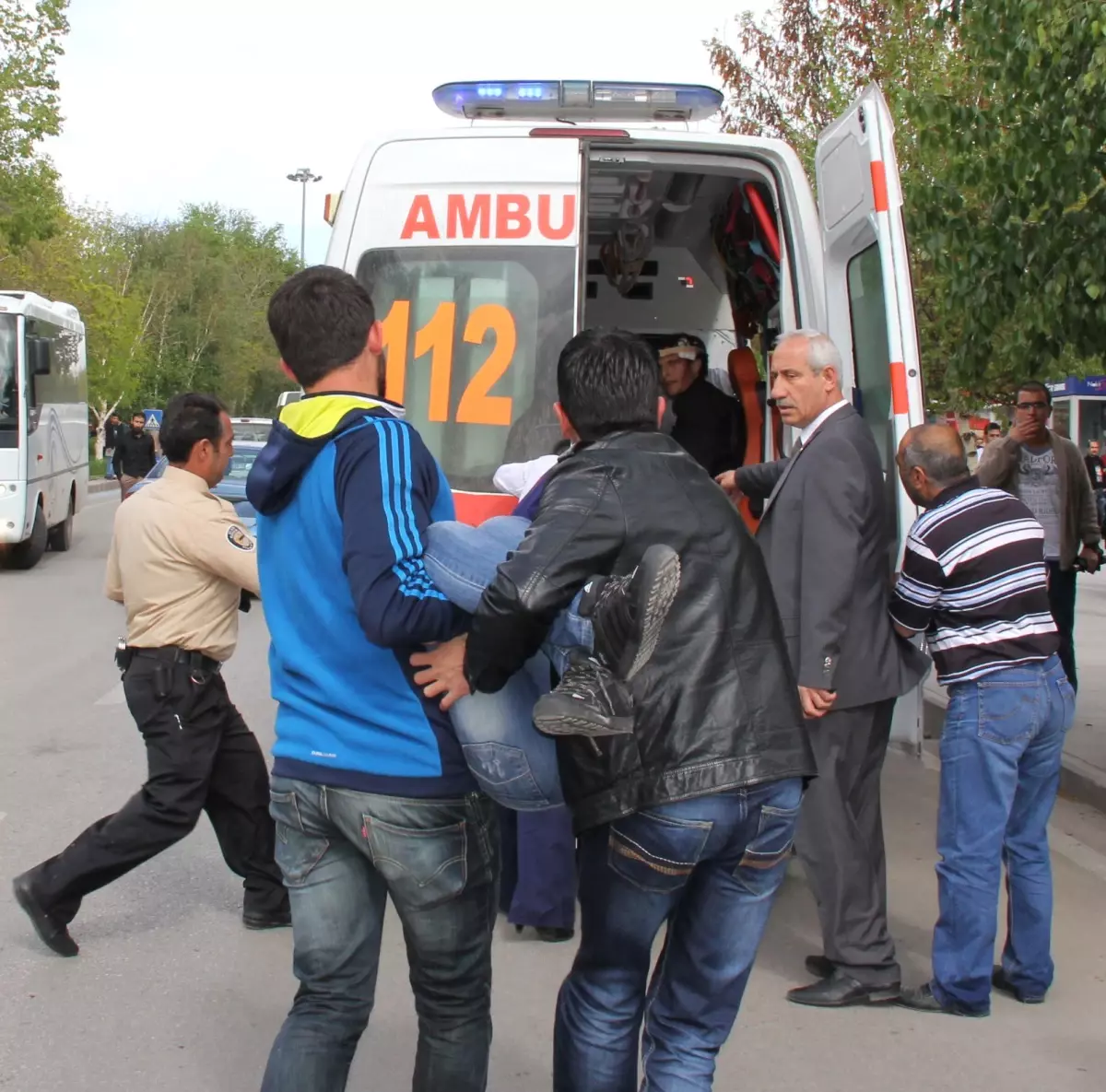 Üniversitede Kavga Dersleri İptal Ettirdi