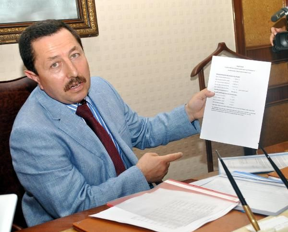 Afyonkarahisar Valisi Balkanlıoğlu: "Yeni Makam Aracını 10 Bin Liraya Değil, 5 Bin Liraya Kiraladık"