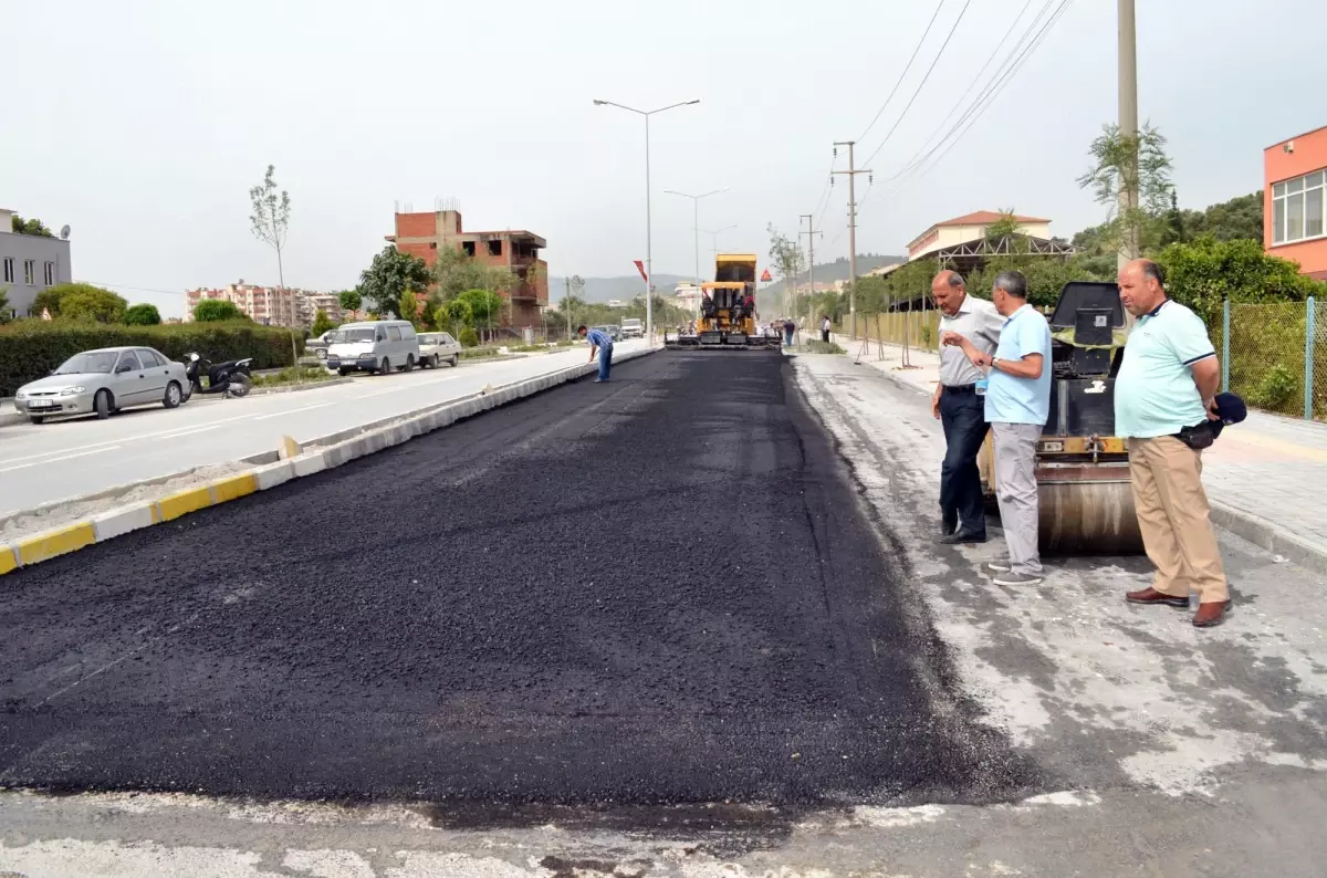 Aydın Caddesi\'nde Asfaltlama Çalışmaları Başladı