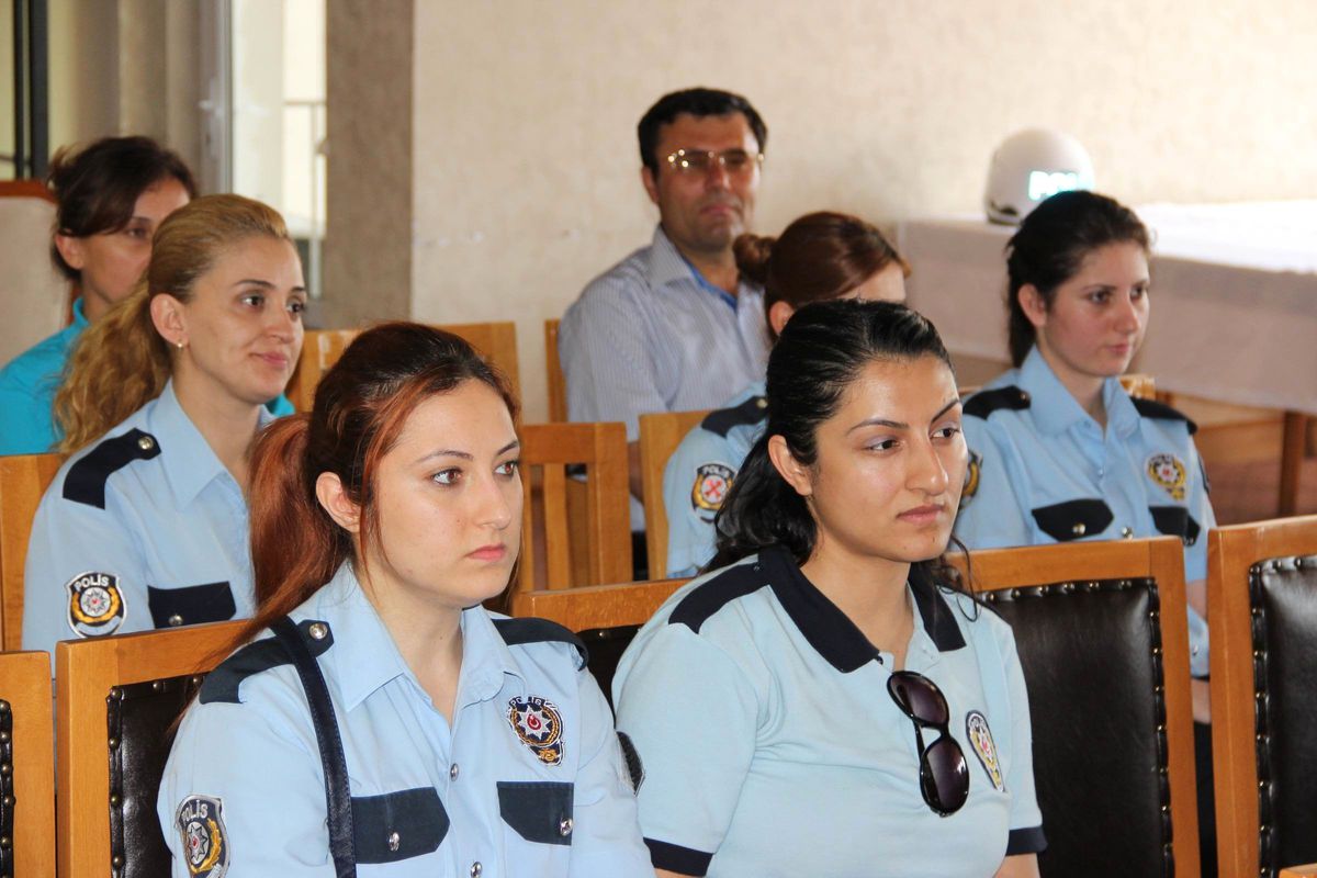 Bekar Polislere "Evlilik Öncesi Eğitim"