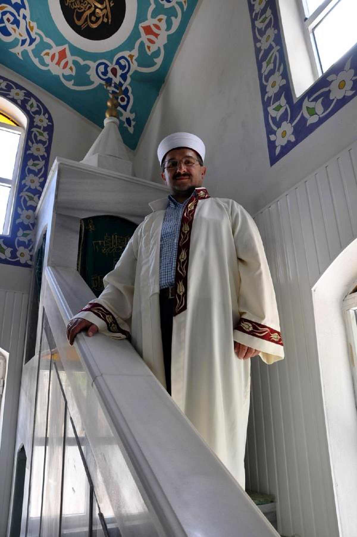İmama, İspanya Liyakat Nişanı