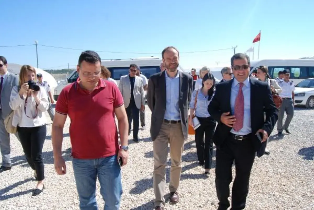 Norveçli Bakan Yardımcısı Larsen, Nizip'te