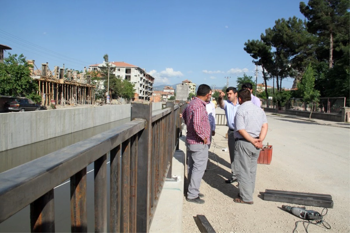 Osmancık Modern Kanal Projesinde Çevre Düzenlemeleri Başladı