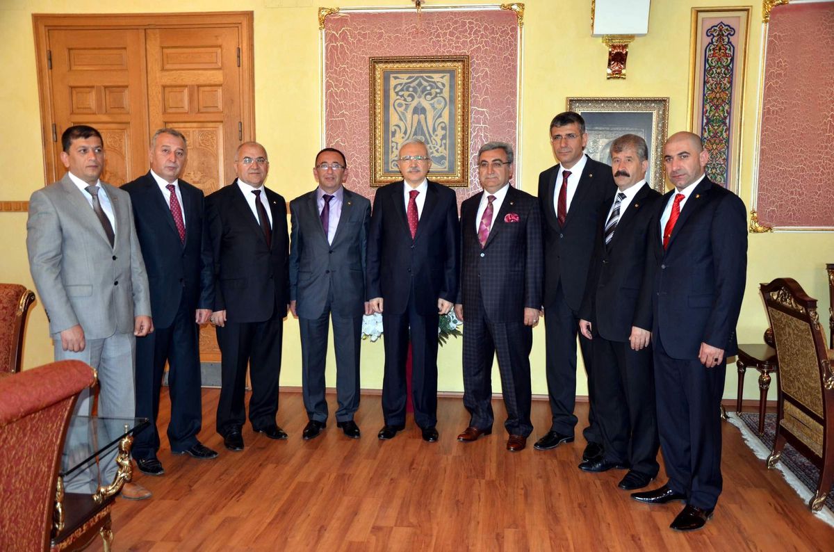 Ticaret Borsası Yönetiminden Vali Zübeyir Kemelek\'e Ziyaret