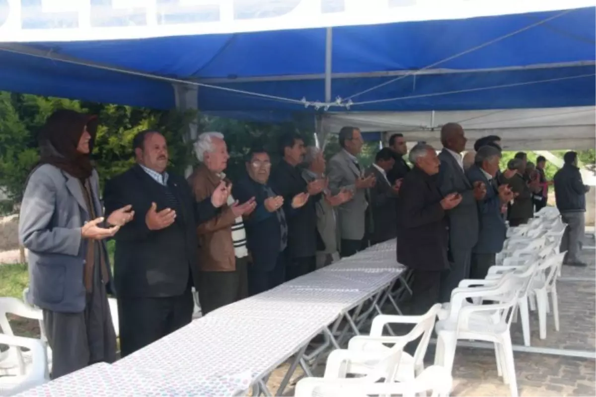 Uruş Beldesinde Yağmur Duası Yapıldı